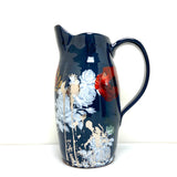 Poppy pitcher in black